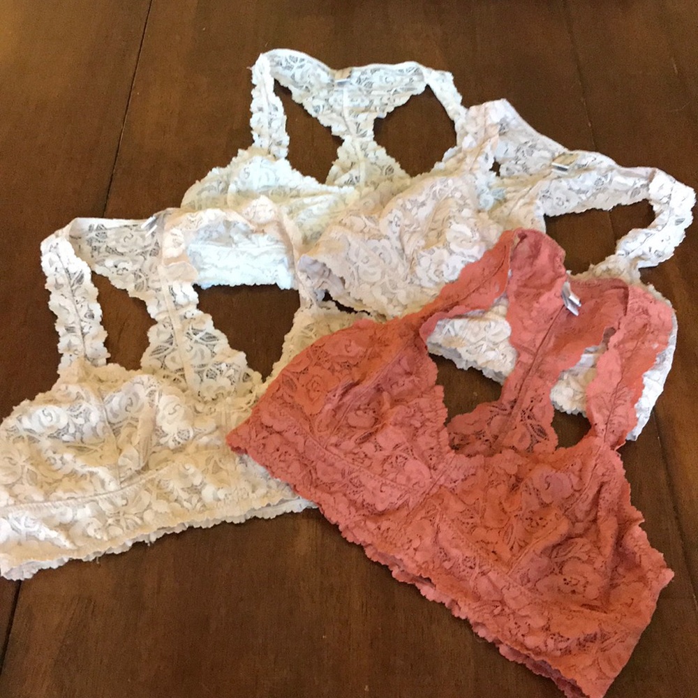 ❌SOLD❌ White tan and orange wishlist bralettes